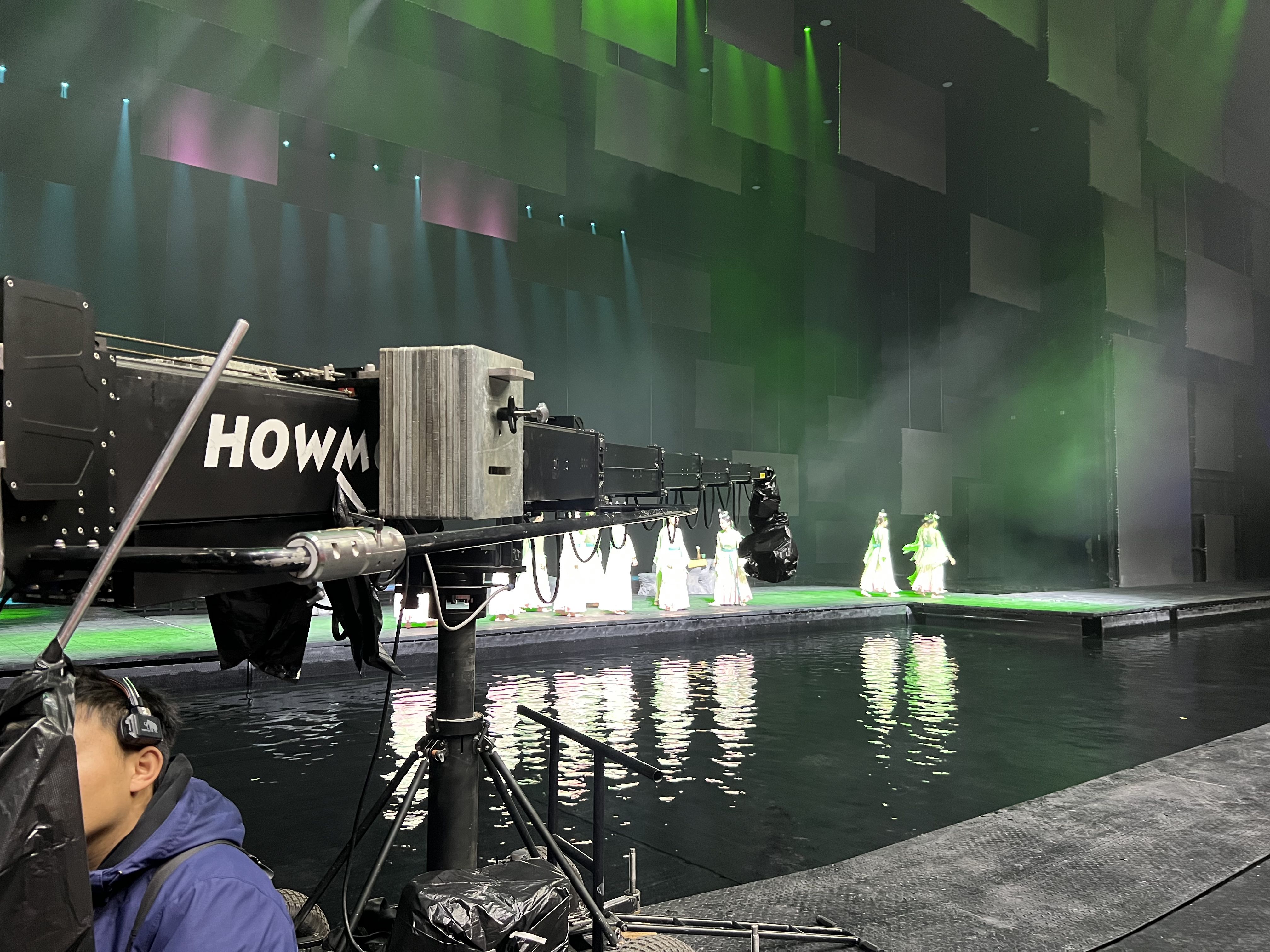 HOWMOCO carousel image 8